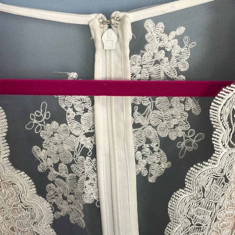 Fun bridal dress for after party or beach wedding ! Soieblu size Med - Picture 3 of 12